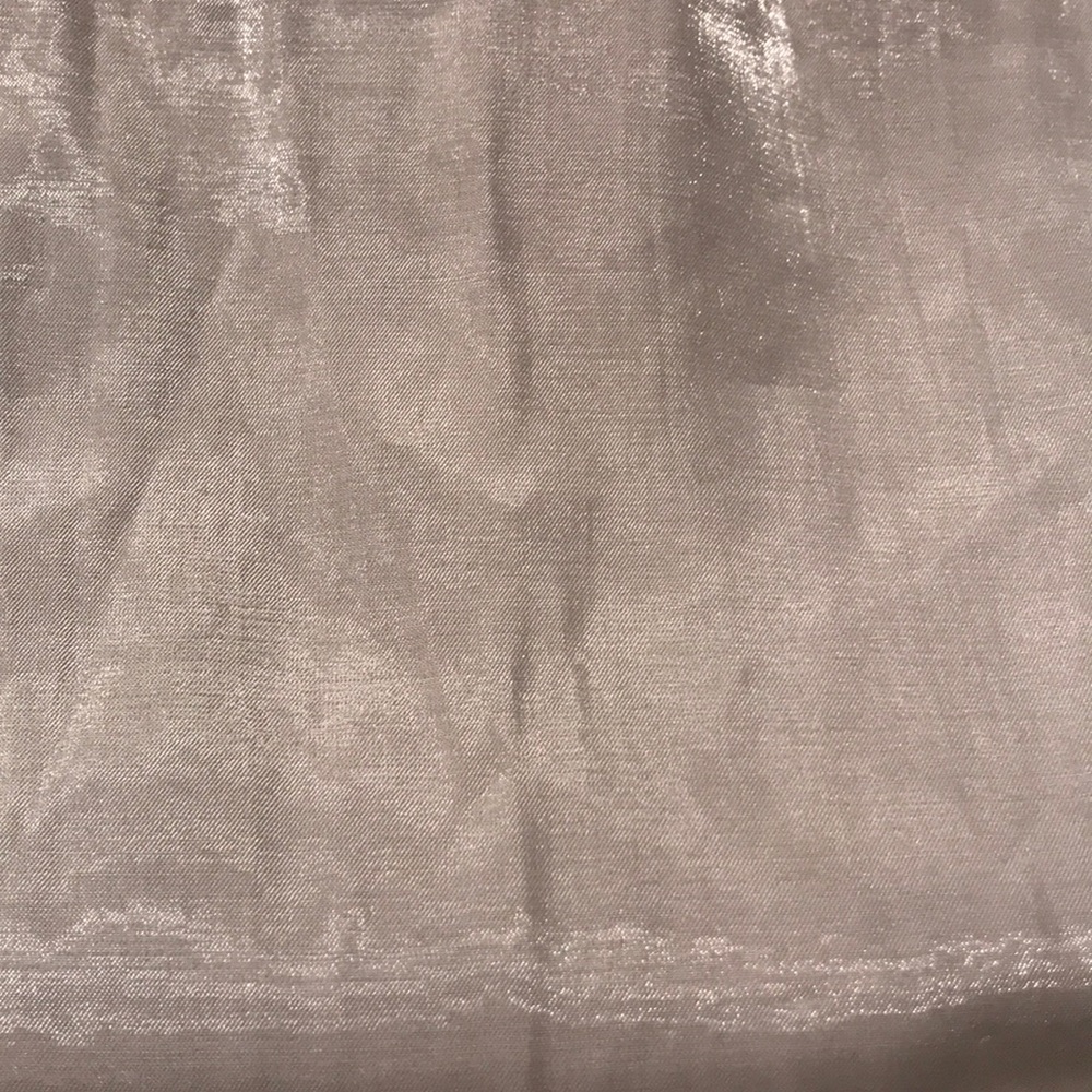 Silver scarf with black flowers - Picture 3 of 3